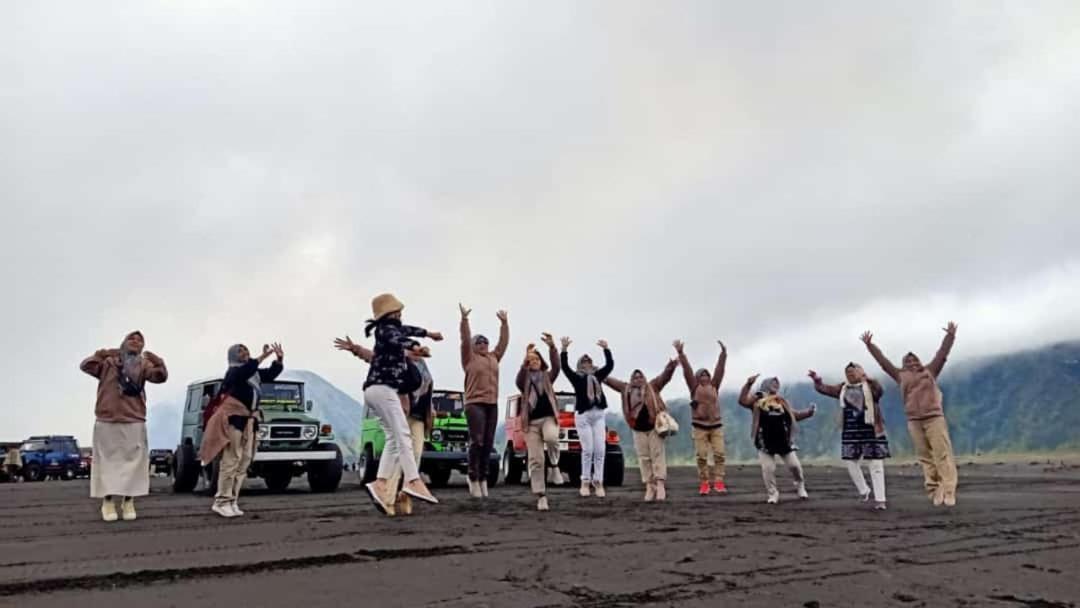 Javalindra Homestay&banyuwangi Tour *